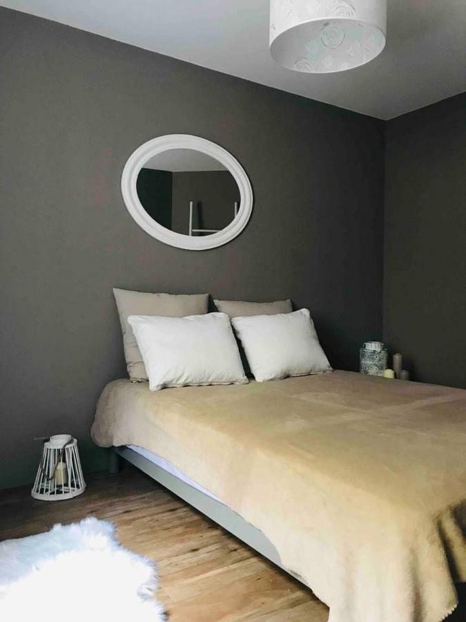 60 Rue Du Port Hotell Granville Exteriör bild